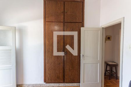 Armário do Quarto 1 de apartamento à venda com 2 quartos, 60m² em Lagoinha, Belo Horizonte