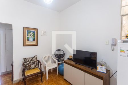 Sala de apartamento à venda com 2 quartos, 60m² em Lagoinha, Belo Horizonte