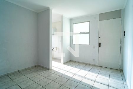 Sala de apartamento para alugar com 2 quartos, 50m² em Jardim Guadalajara, Sorocaba