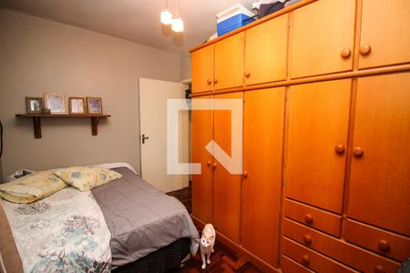 Quarto 1 de apartamento à venda com 2 quartos, 50m² em Cristal, Porto Alegre