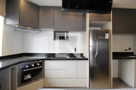 Cozinha de kitnet/studio para alugar com 1 quarto, 27m² em Indianópolis, São Paulo