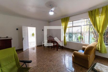 Sala de casa à venda com 6 quartos, 262m² em Santa Rosa, Niterói