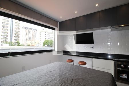 Sala/Quarto de kitnet/studio para alugar com 1 quarto, 26m² em Indianópolis, São Paulo