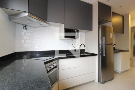 Cozinha e Área de Serviço de kitnet/studio para alugar com 1 quarto, 25m² em Indianópolis, São Paulo