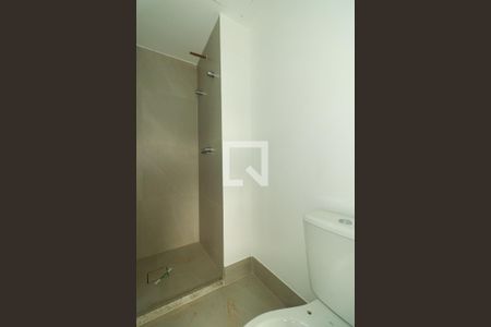 Banheiro de kitnet/studio para alugar com 0 quarto, 27m² em Cidade Baixa, Porto Alegre