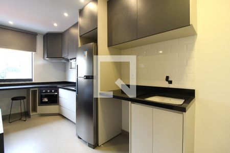 Cozinha e Área de Serviço de kitnet/studio para alugar com 1 quarto, 27m² em Indianópolis, São Paulo