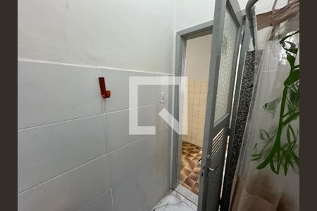 Banheiro de casa para alugar com 1 quarto, 45m² em Oswaldo Cruz, Rio de Janeiro