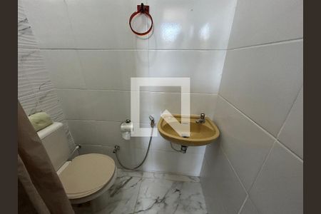 Banheiro de casa para alugar com 1 quarto, 45m² em Oswaldo Cruz, Rio de Janeiro