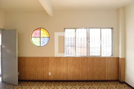 Sala de casa para alugar com 1 quarto, 45m² em Oswaldo Cruz, Rio de Janeiro