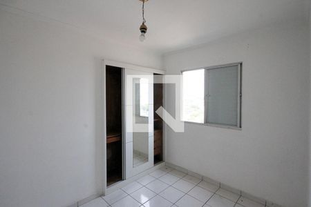 Quarto 02 de apartamento para alugar com 2 quartos, 52m² em Vila Antonieta, São Paulo