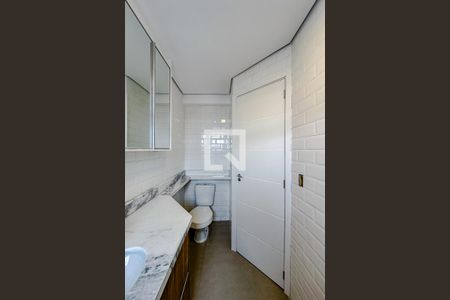 Banheiro de apartamento para alugar com 1 quarto, 28m² em Ipiranga, São Paulo