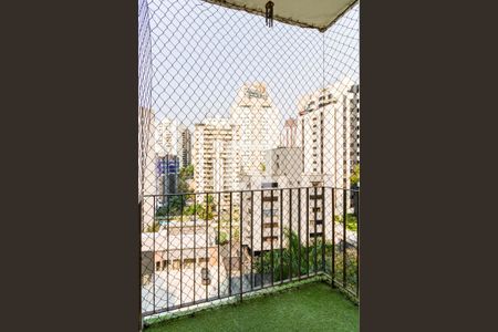 Varanda - Sala de apartamento para alugar com 3 quartos, 72m² em Jardim Londrina, São Paulo