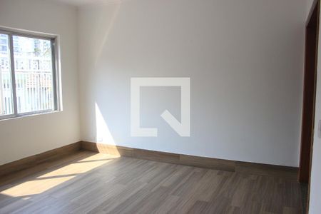 Sala de casa para alugar com 3 quartos, 184m² em Vila Miss Velta, Guarulhos