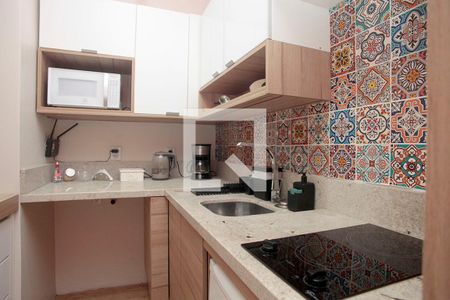 Studio - Cozinha de kitnet/studio para alugar com 1 quarto, 29m² em Centro Histórico, Porto Alegre