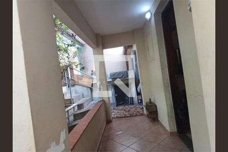 Casa à venda com 6 quartos, 210m² em Jardim Peri, São Paulo