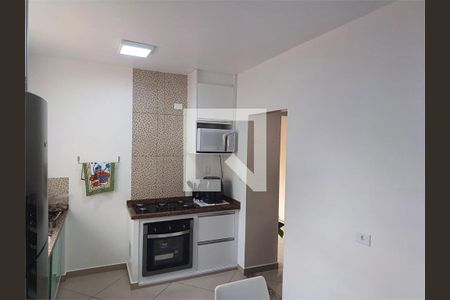 Casa à venda com 6 quartos, 389m² em Jardim Peri, São Paulo