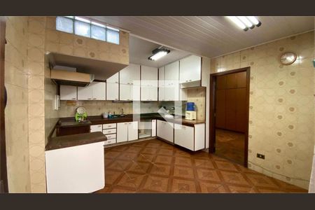 Casa à venda com 3 quartos, 100m² em Vila Ipojuca, São Paulo