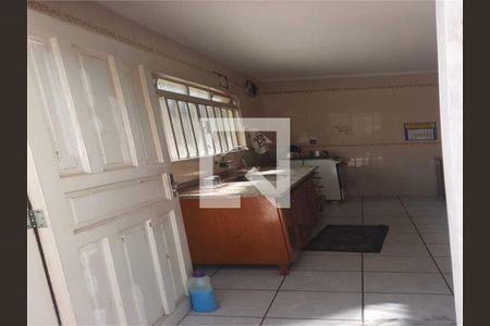 Casa à venda com 3 quartos, 151m² em Santa Terezinha, Santo André