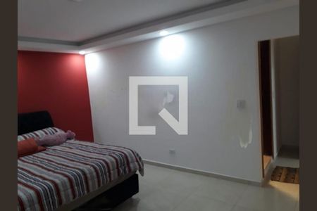 Casa à venda com 3 quartos, 180m² em Vila Antonieta, São Paulo