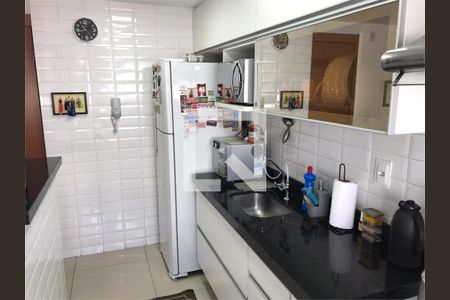 Apartamento à venda com 2 quartos, 52m² em Vigário Geral, Rio de Janeiro