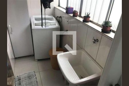 Apartamento à venda com 3 quartos, 140m² em Vila Azevedo, São Paulo