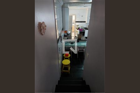 Casa à venda com 3 quartos, 250m² em Jardim Avelino, São Paulo