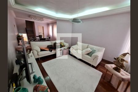 Casa à venda com 3 quartos, 250m² em Jardim Avelino, São Paulo