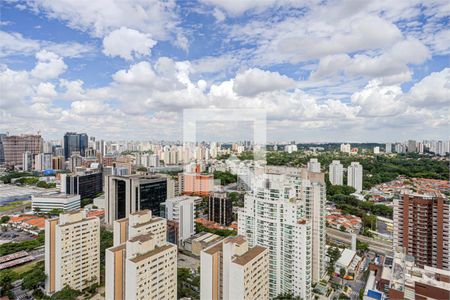 Apartamento à venda com 2 quartos, 112m² em Santo Amaro, São Paulo