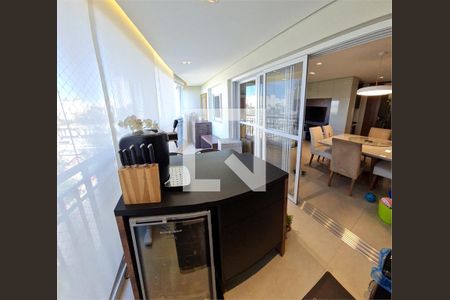 Apartamento à venda com 3 quartos, 109m² em Jardim Aeroporto, São Paulo