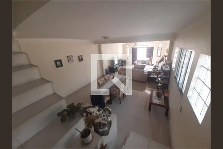 Casa à venda com 3 quartos, 128m² em Jaguaribe, Osasco