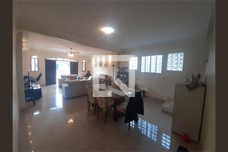 Casa à venda com 3 quartos, 128m² em Jaguaribe, Osasco