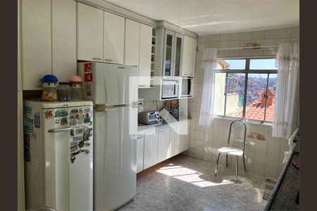 Casa à venda com 3 quartos, 135m² em Jardim Peri, São Paulo