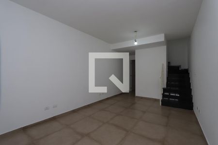 Casa à venda com 120m², 3 quartos e 2 vagasSala