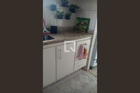 Cozinha de apartamento à venda com 2 quartos, 51m² em Conjunto Residencial José Bonifácio, São Paulo