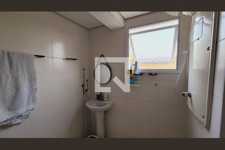 Banheiro de apartamento à venda com 1 quarto, 76m² em Residencial das Flores, Várzea Paulista