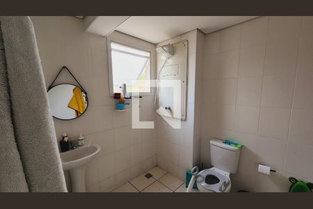 Banheiro de apartamento para alugar com 1 quarto, 76m² em Residencial das Flores, Várzea Paulista