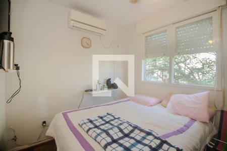 Quarto 1 de apartamento à venda com 2 quartos, 50m² em Sarandi, Porto Alegre