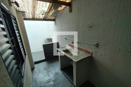 Cozinha - Lavanderia de kitnet/studio para alugar com 1 quarto, 25m² em Antonio Marincek, Ribeirão Preto