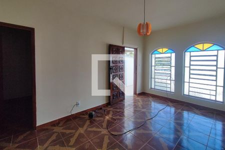 Sala de casa à venda com 3 quartos, 300m² em Vila Georgina, Campinas