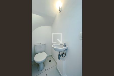 Lavabo de kitnet/studio para alugar com 1 quarto, 51m² em Vila Mariana, São Paulo