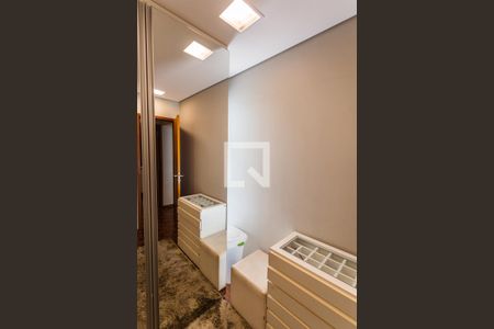 Closet de apartamento à venda com 3 quartos, 89m² em Colégio Batista, Belo Horizonte