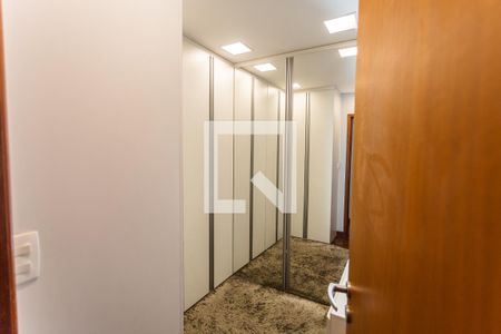 Closet de apartamento à venda com 3 quartos, 89m² em Colégio Batista, Belo Horizonte