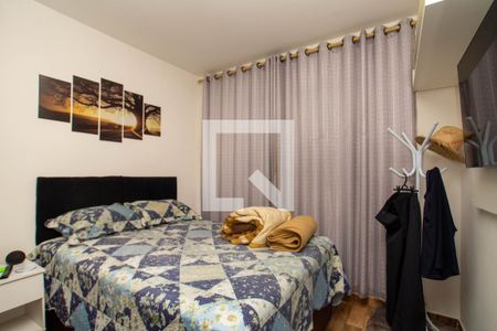 Quarto de apartamento à venda com 1 quarto, 29m² em Jardim Santa Clara, Guarulhos