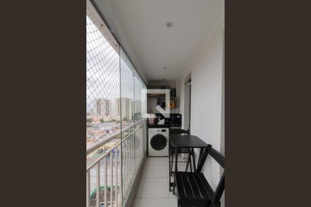 Varanda de apartamento à venda com 2 quartos, 59m² em Jardim Flor da Montanha, Guarulhos