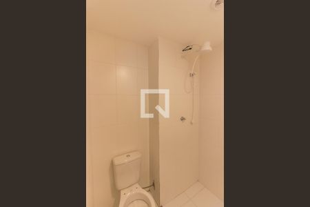 Banheiro de kitnet/studio para alugar com 1 quarto, 27m² em Jardim Helena, São Paulo