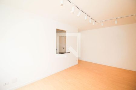 Sala de apartamento para alugar com 3 quartos, 85m² em Vila Olímpia, São Paulo