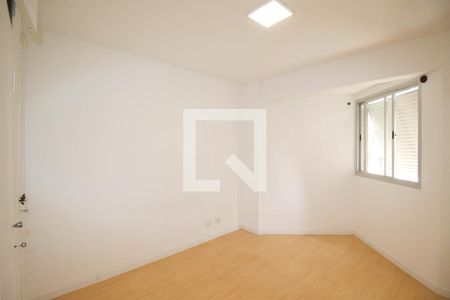 Suíte  de apartamento para alugar com 3 quartos, 85m² em Vila Olímpia, São Paulo