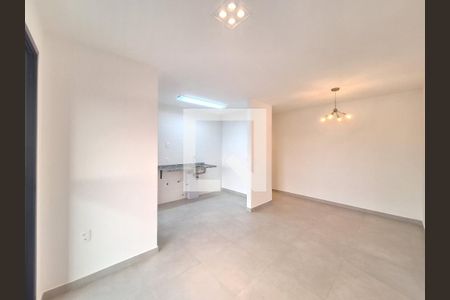 Sala de apartamento à venda com 3 quartos, 68m² em Vila Anastácio, São Paulo