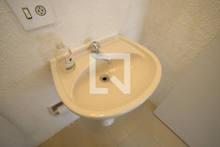 Banheiro de kitnet/studio para alugar com 1 quarto, 45m² em Vila Mariana, São Paulo