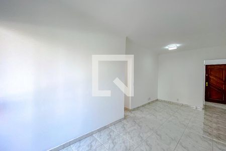 Sala de apartamento à venda com 3 quartos, 74m² em Vila Bertioga, São Paulo